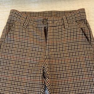The Beaufort Bonnet Company Houndstooth Dress Pants in Brown, Black, Red